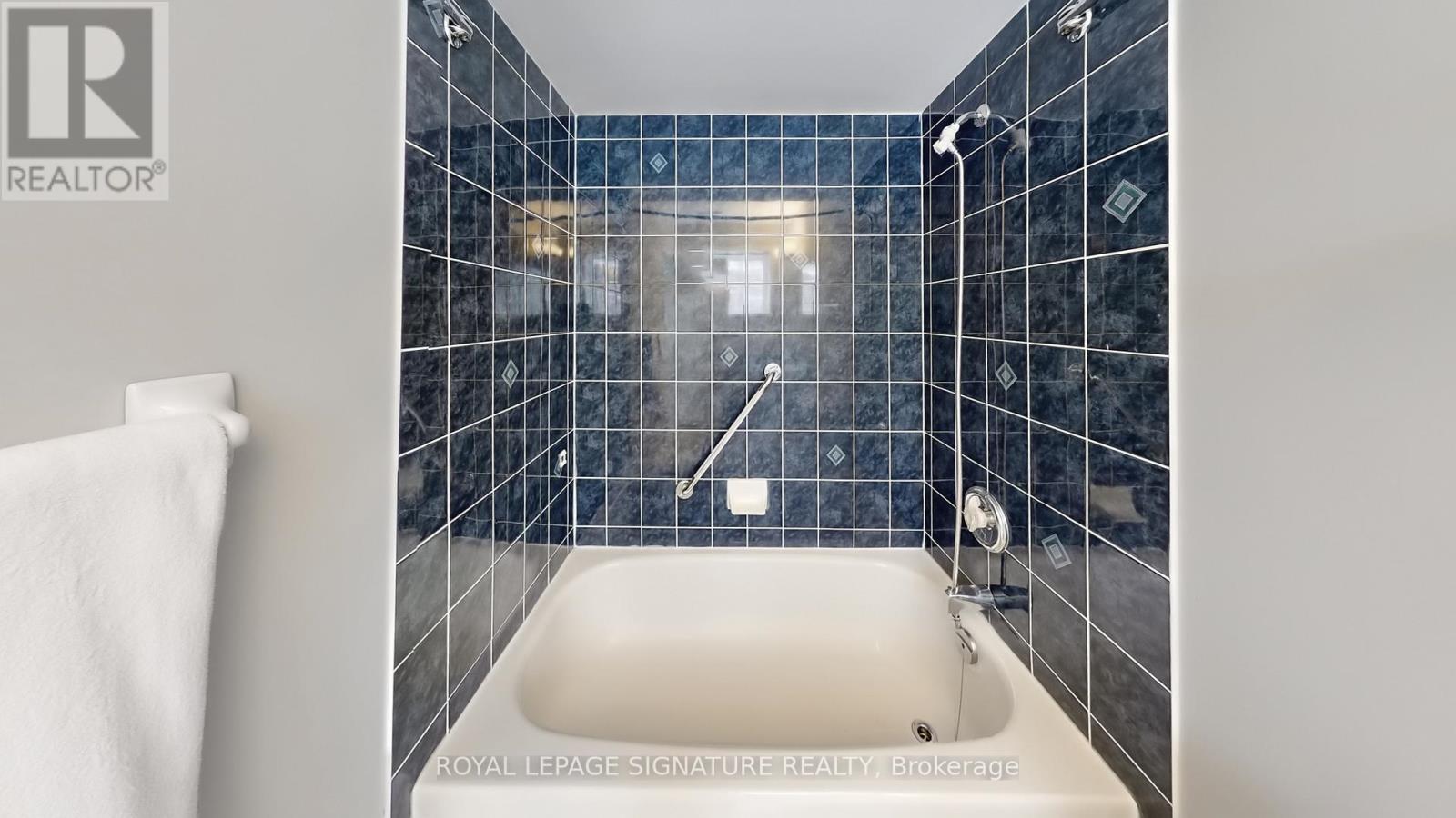 1256 Dartmoor Street, Oshawa, Ontario  L1K 2K2 - Photo 41 - E12873814