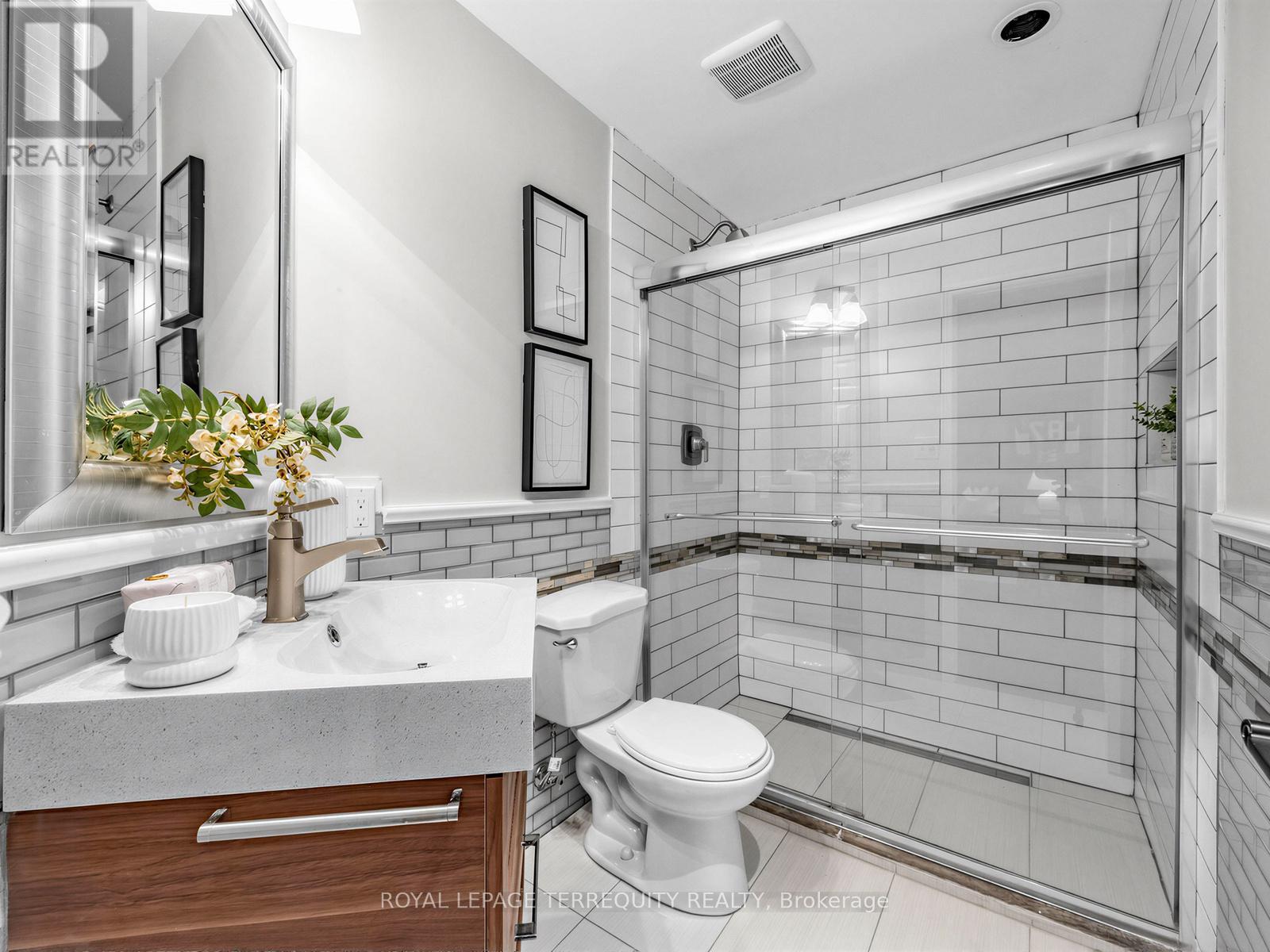 71 Hooper Square, Clarington, Ontario  L1C 4X8 - Photo 29 - E12873850