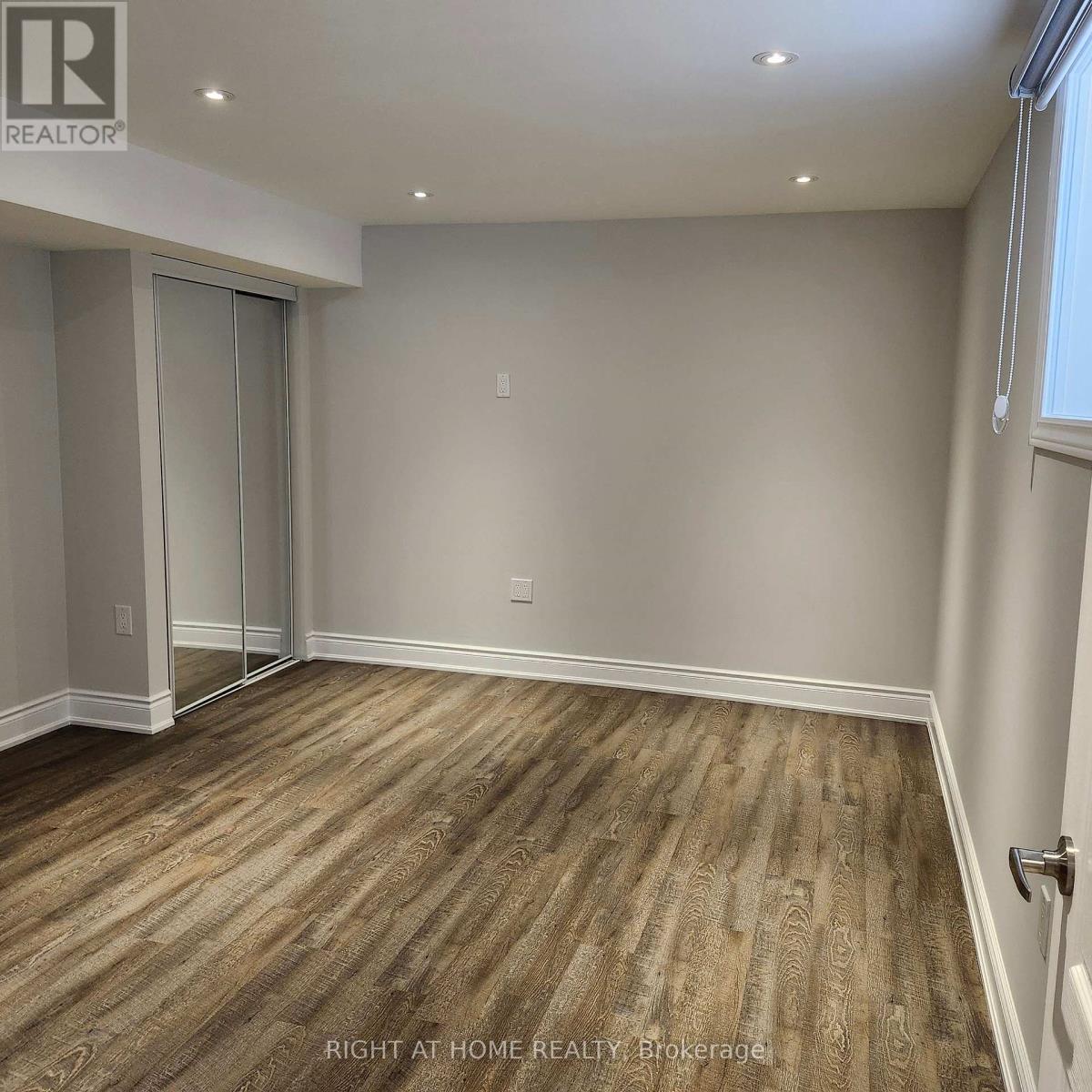 60 Weaver Terrace, New Tecumseth, Ontario  L0G 1W0 - Photo 7 - N12873808