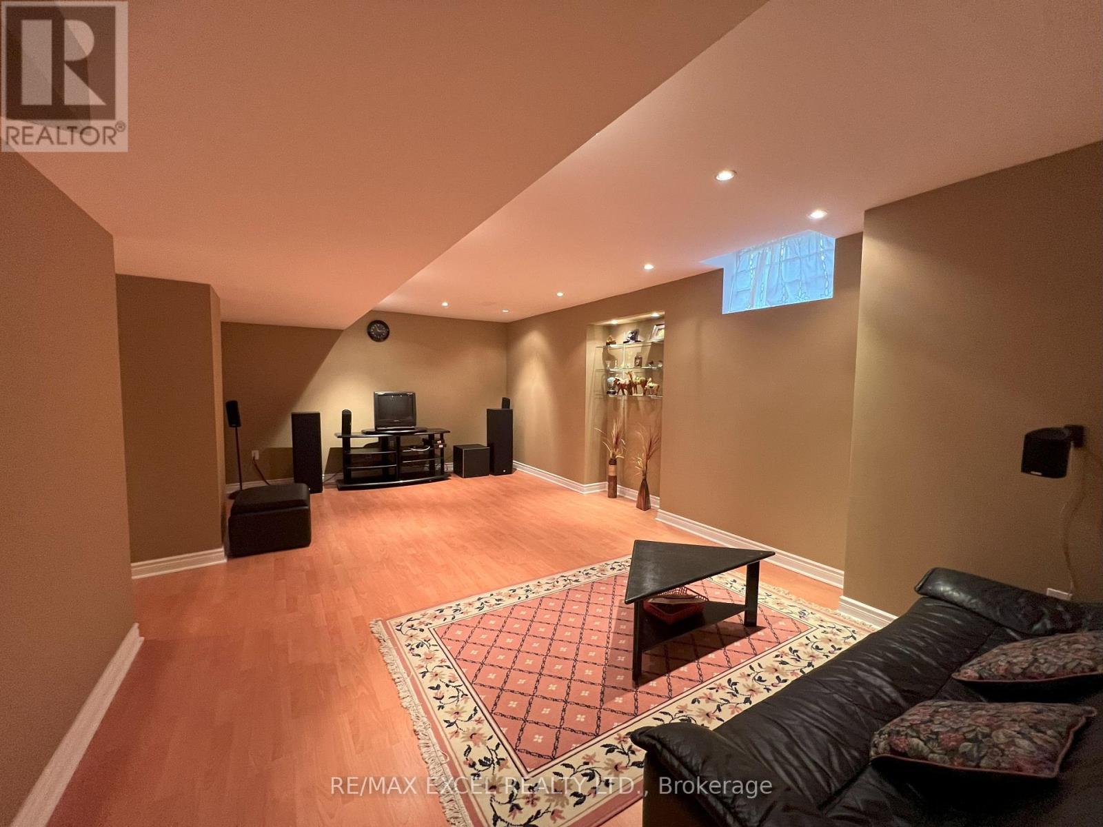 84 White Lotus Circle, Markham, Ontario  L6C 1V7 - Photo 26 - N12873830