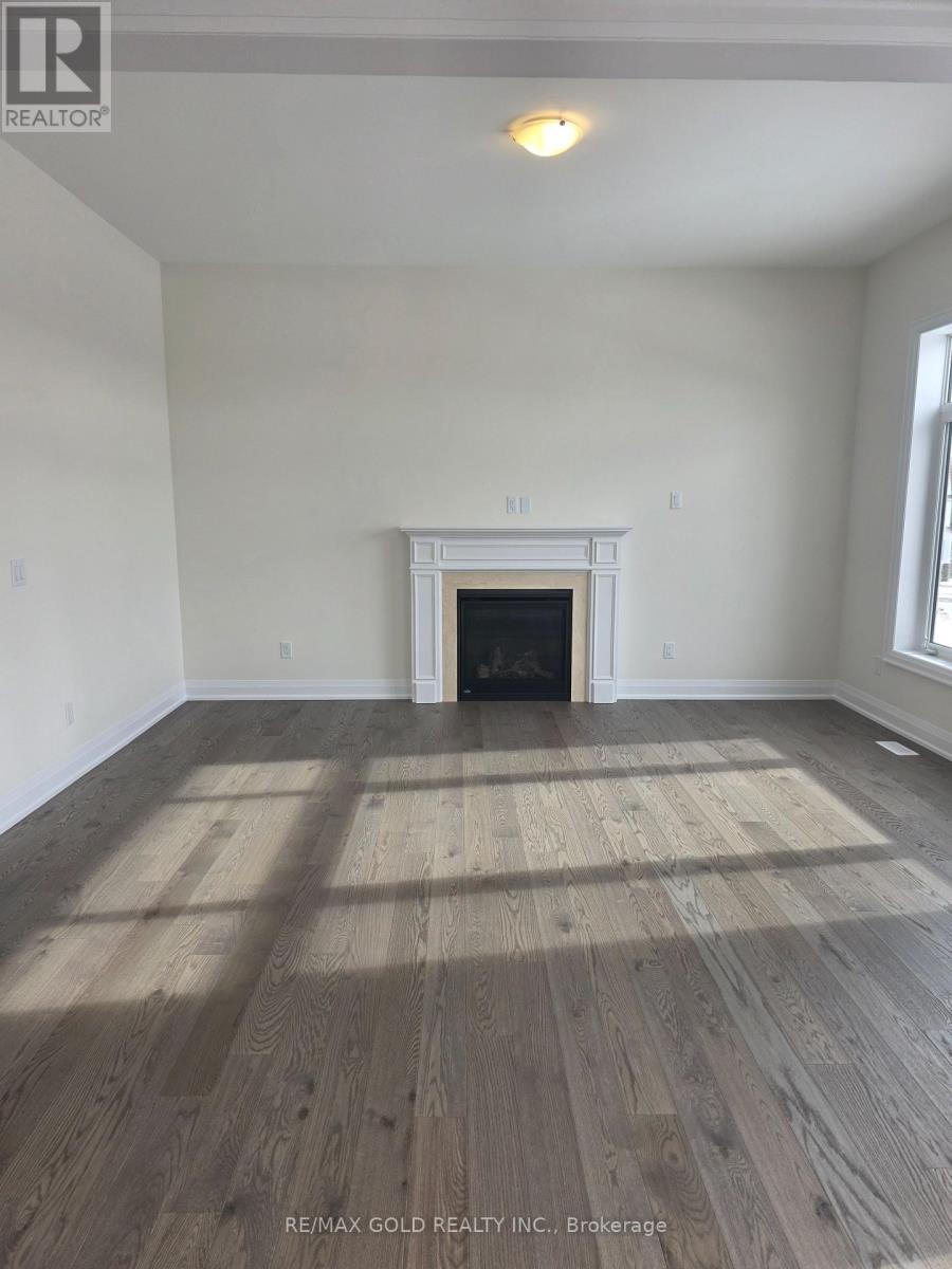 8 Vinnicombe Drive, Oro-Medonte, Ontario  L0L 2L0 - Photo 14 - S12873762