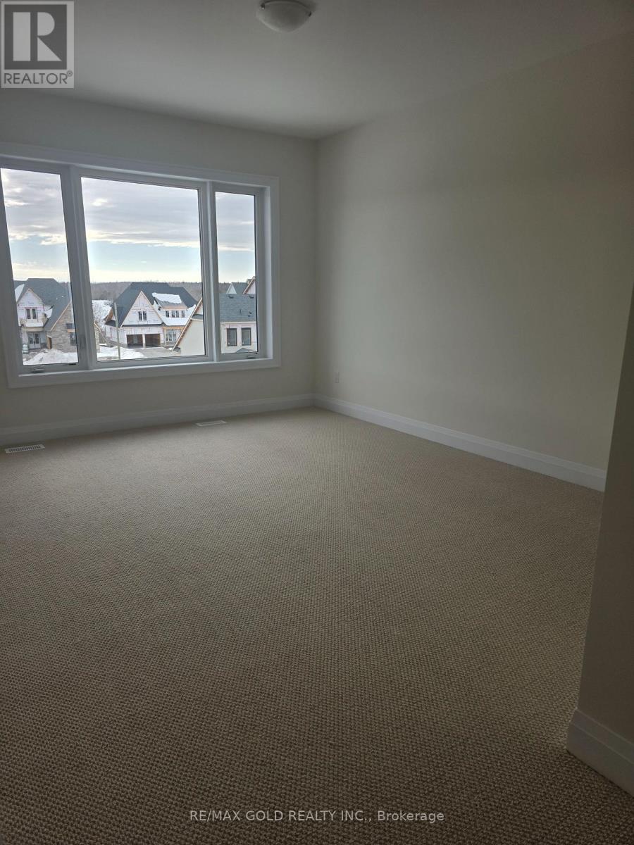 8 Vinnicombe Drive, Oro-Medonte, Ontario  L0L 2L0 - Photo 19 - S12873762