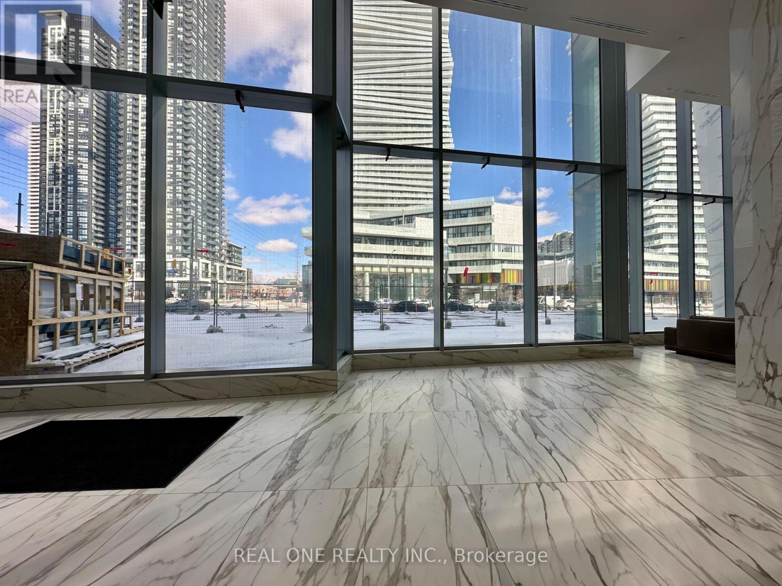 3107 - 448 Burhamthorpe Road W, Mississauga, Ontario  L5B 4M6 - Photo 4 - W12873844