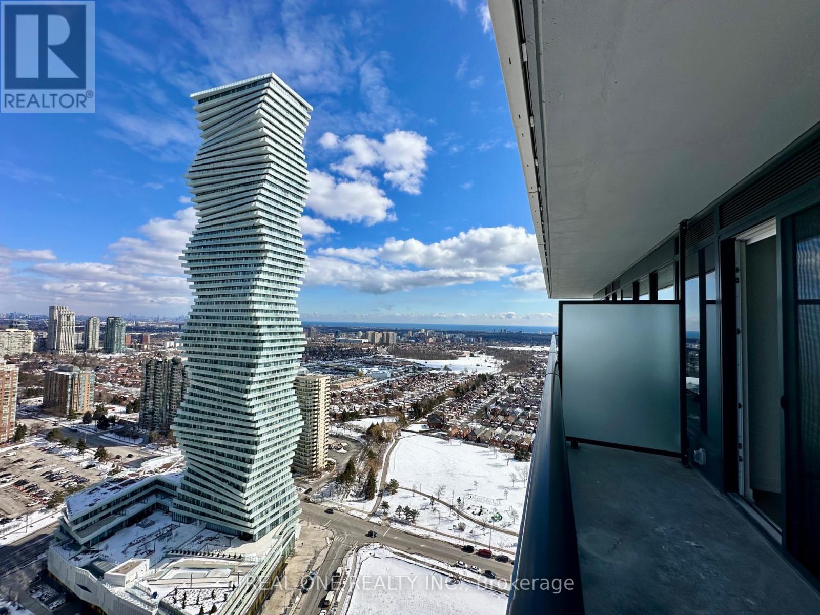 3107 - 448 Burhamthorpe Road W, Mississauga, Ontario  L5B 4M6 - Photo 9 - W12873844