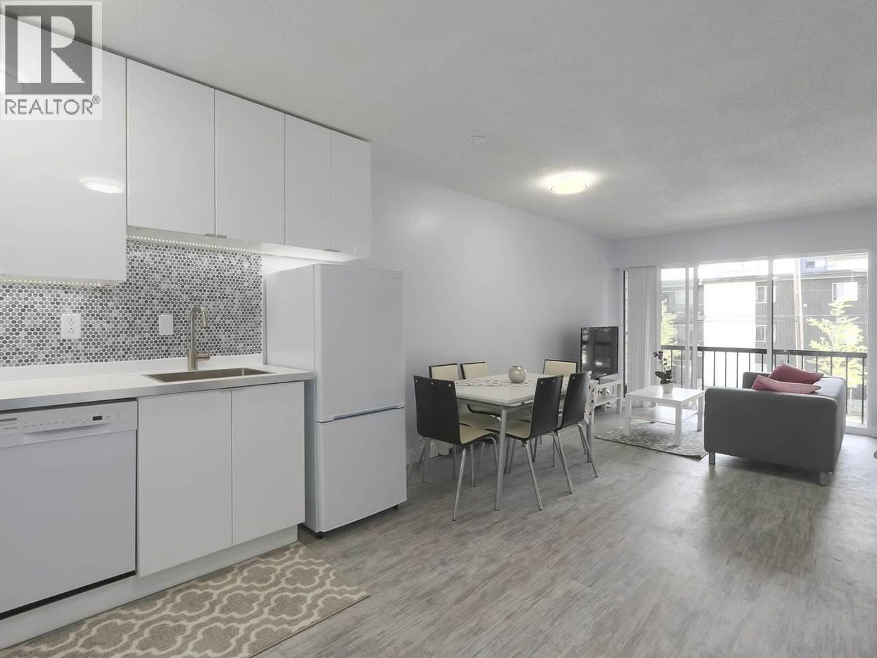 303 1717 W 13th Avenue, Vancouver, British Columbia  V6J 2H2 - Photo 2 - R3079180