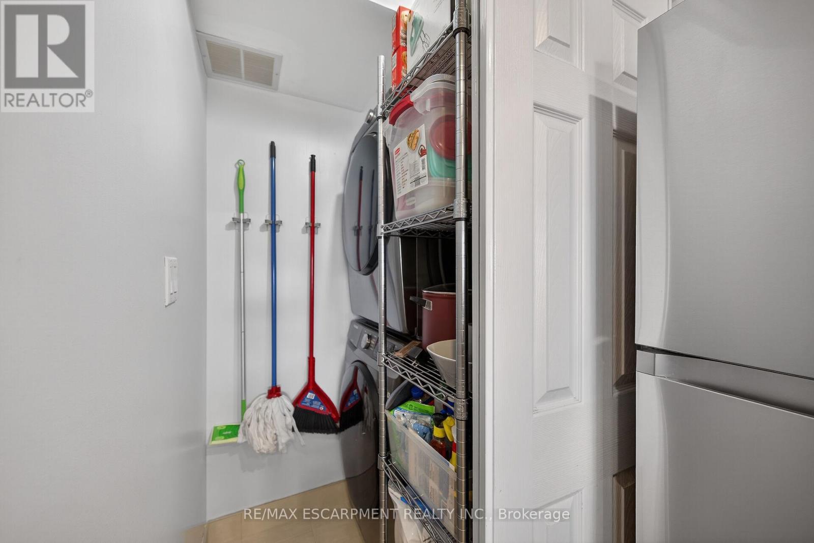 301 - 495 Highway 8, Hamilton, Ontario  L8G 5E1 - Photo 13 - X12873768