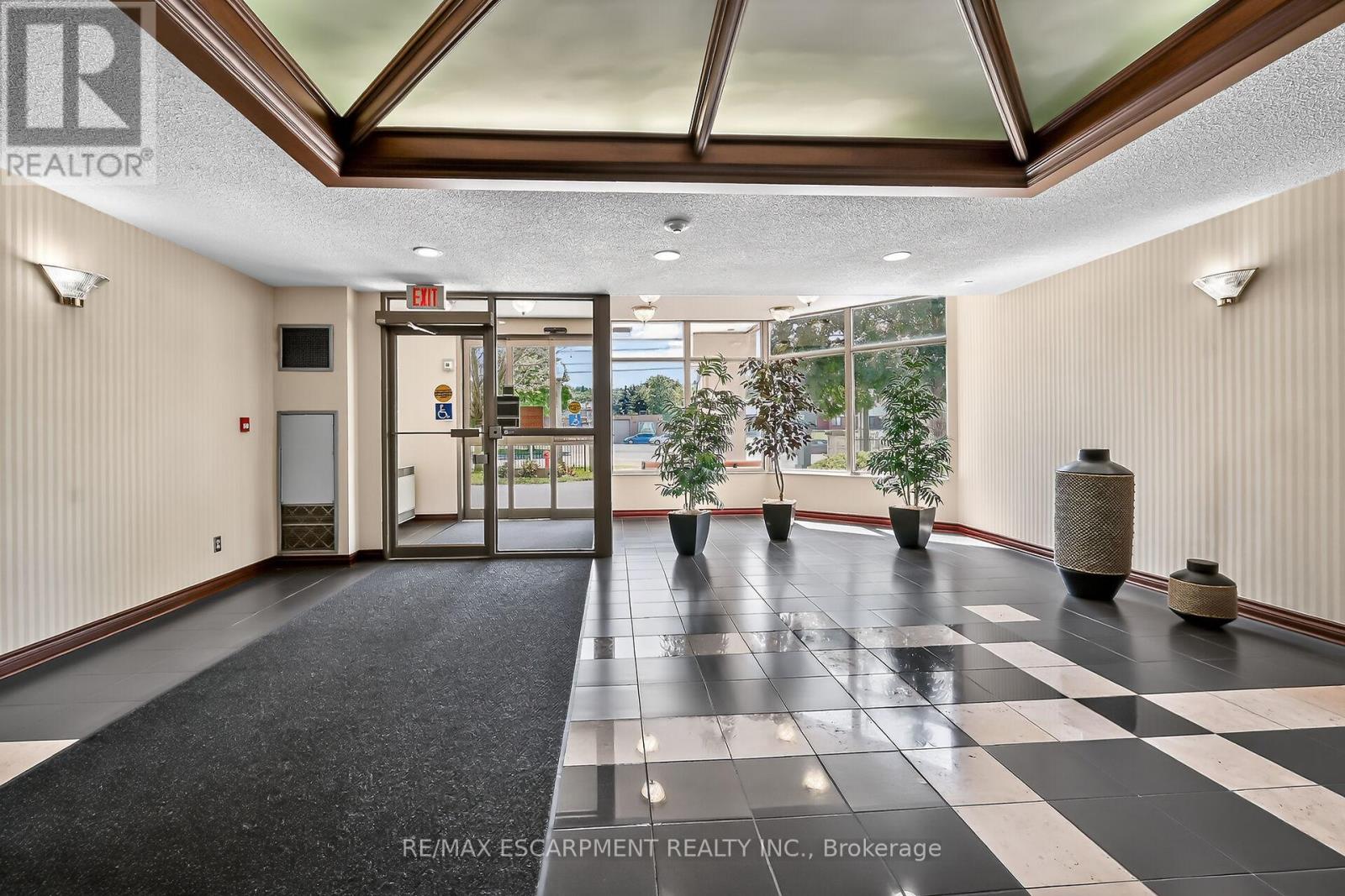 301 - 495 Highway 8, Hamilton, Ontario  L8G 5E1 - Photo 41 - X12873768