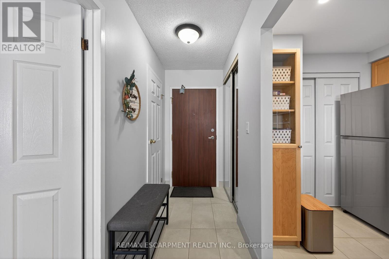 301 - 495 Highway 8, Hamilton, Ontario  L8G 5E1 - Photo 7 - X12873768