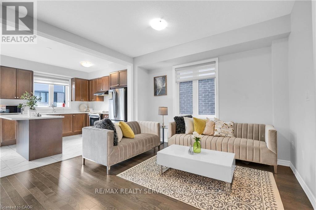 406 Dolman Street, Woolwich, Ontario  N0B 1M0 - Photo 11 - X12873790