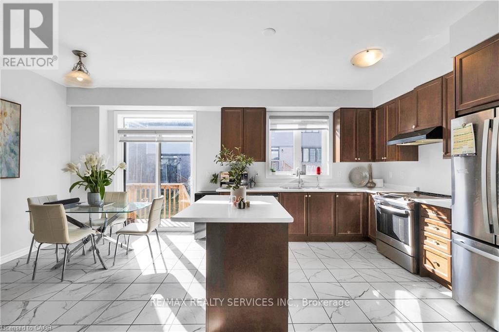 406 Dolman Street, Woolwich, Ontario  N0B 1M0 - Photo 13 - X12873790