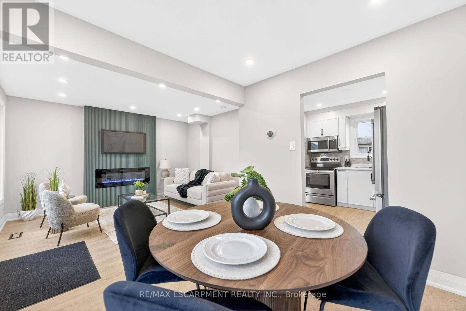 5 - 74 Ellis Avenue, Hamilton, Ontario  L8H 4L9 - Photo 18 - X12873796