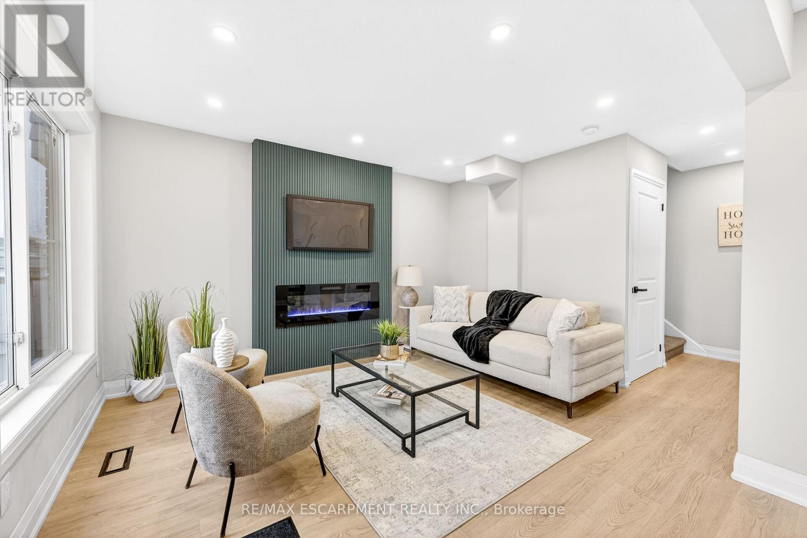 5 - 74 Ellis Avenue, Hamilton, Ontario  L8H 4L9 - Photo 20 - X12873796