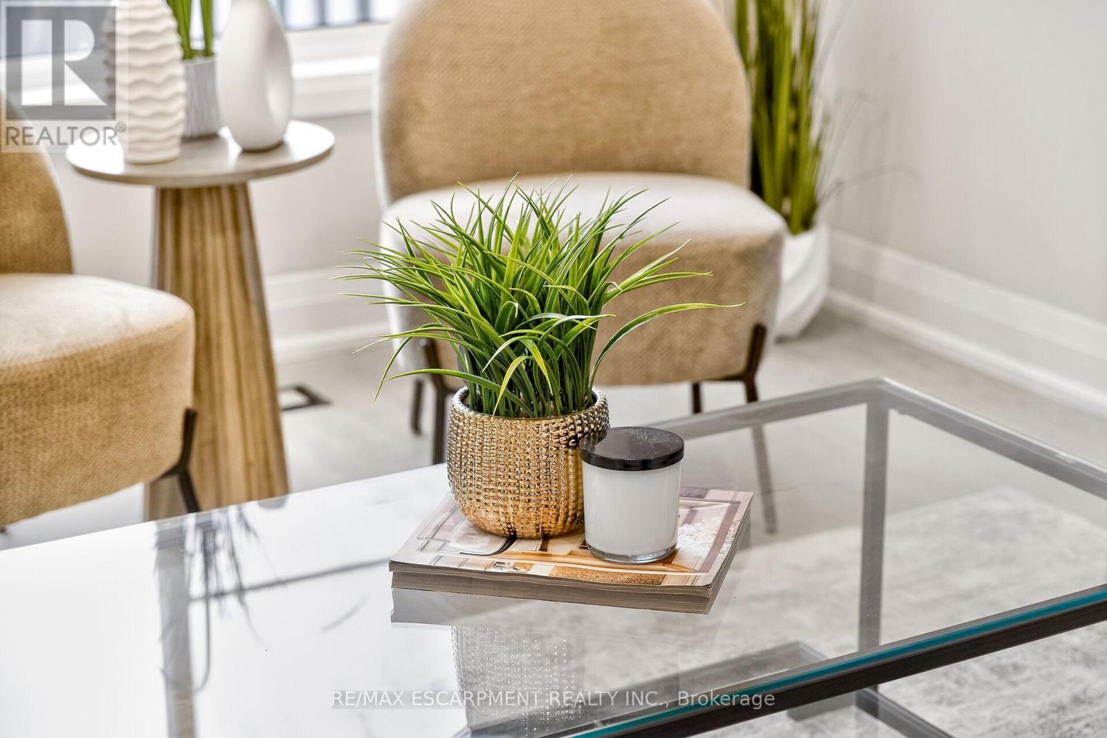 5 - 74 Ellis Avenue, Hamilton, Ontario  L8H 4L9 - Photo 22 - X12873796