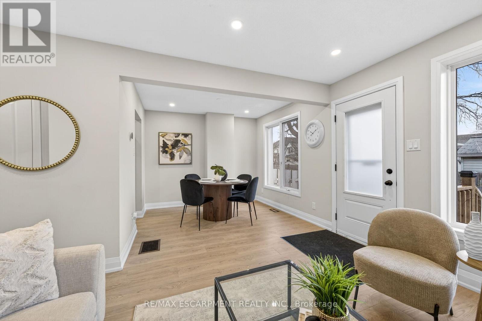 5 - 74 Ellis Avenue, Hamilton, Ontario  L8H 4L9 - Photo 25 - X12873796