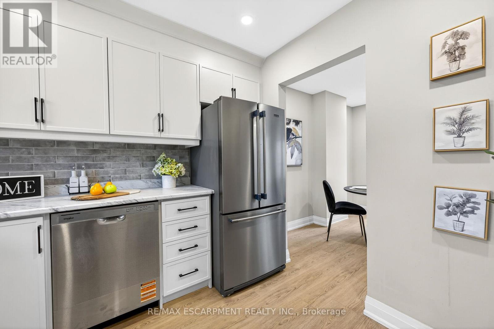 5 - 74 Ellis Avenue, Hamilton, Ontario  L8H 4L9 - Photo 28 - X12873796