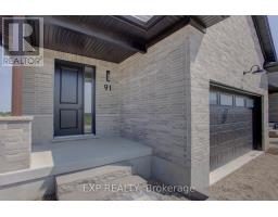 91 BEDELL DRIVE, Mapleton, Ontario