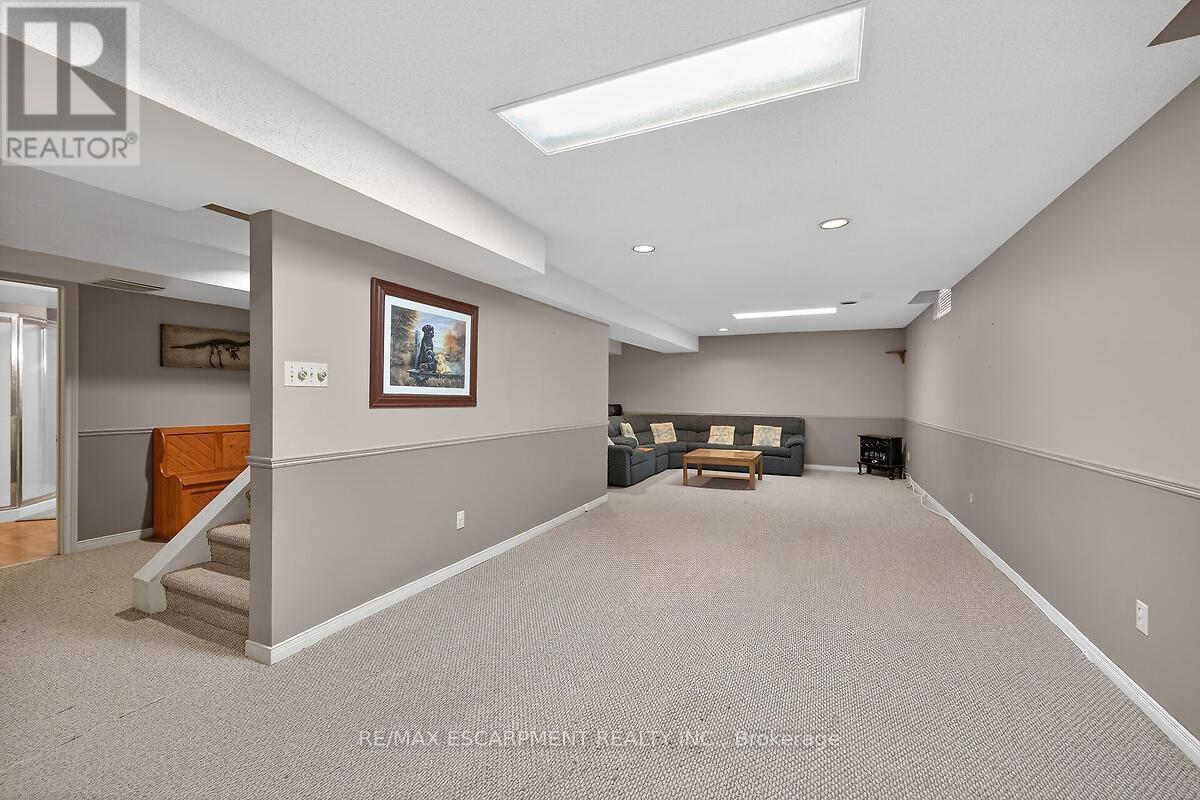 208 Meadowbrook Drive E, Hamilton, Ontario  L9G 4P5 - Photo 31 - X12873818