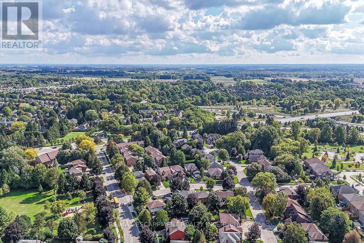 208 Meadowbrook Drive E, Hamilton, Ontario  L9G 4P5 - Photo 44 - X12873818