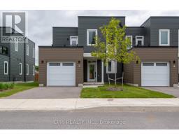 7 - 19 WEST STREET N, Kawartha Lakes, Ontario