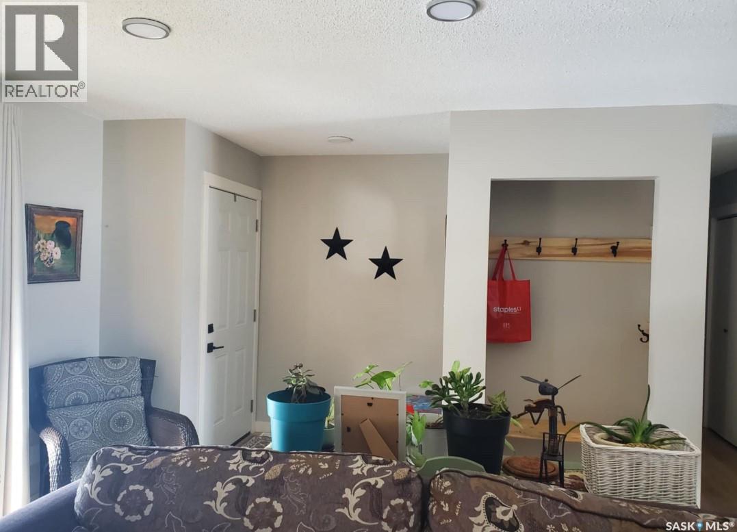 105 6th Avenue S, Big River, Saskatchewan  S0J 0E0 - Photo 18 - SK030211