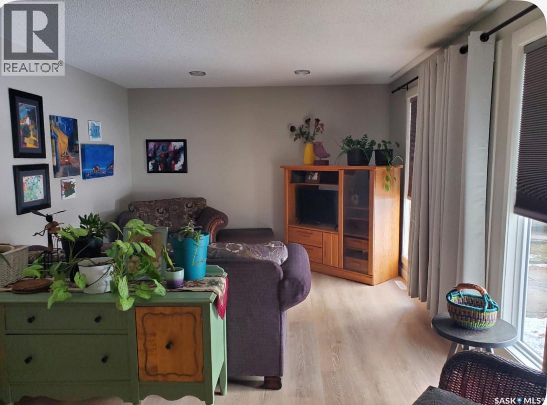 105 6th Avenue S, Big River, Saskatchewan  S0J 0E0 - Photo 19 - SK030211