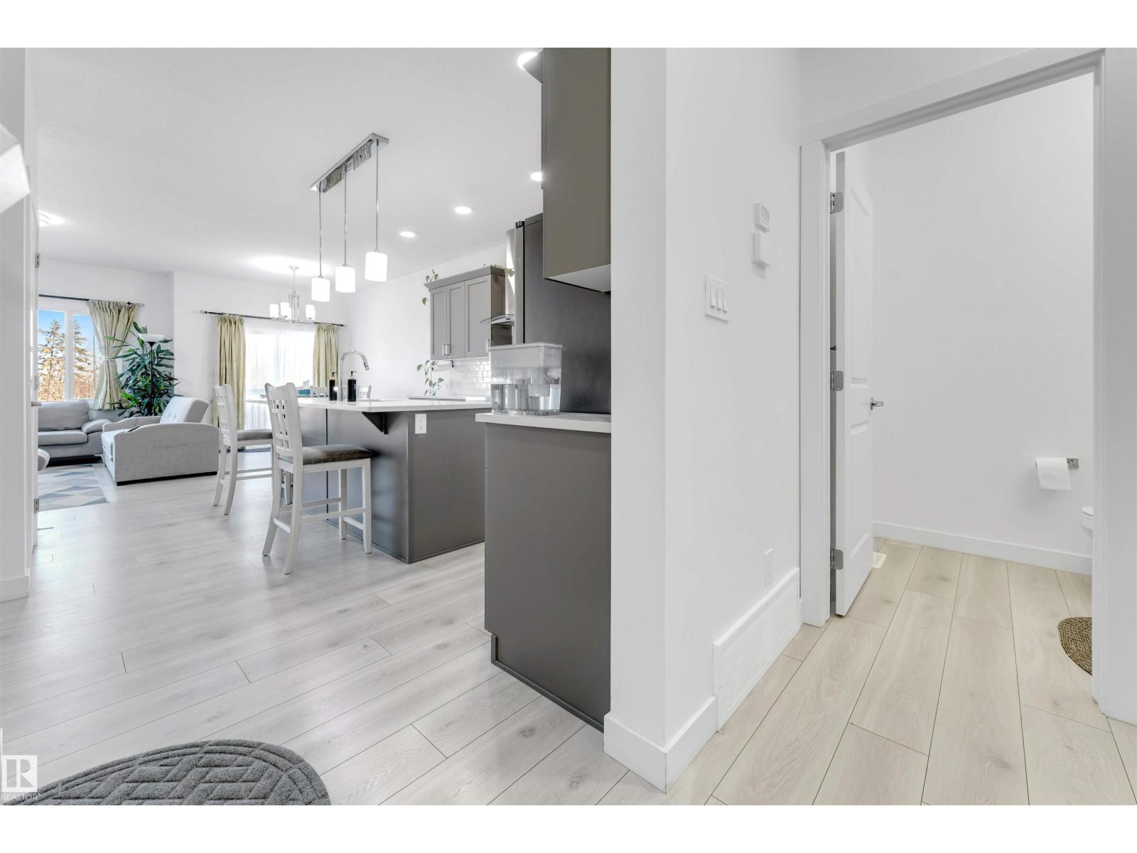 407 Conroy Cr Sw, Edmonton, Alberta  T6W 5A8 - Photo 7 - E4476970