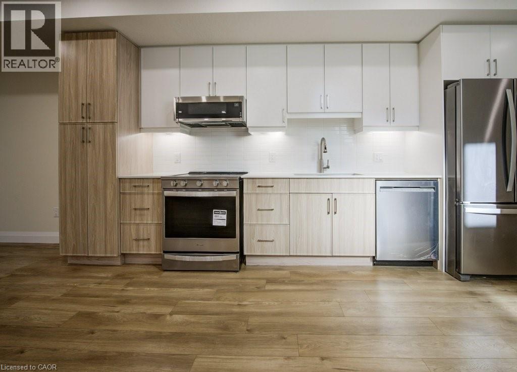 445 East Avenue Unit# 2, Kitchener, Ontario  N2H 1Z7 - Photo 4 - 40811289