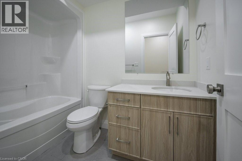 445 East Avenue Unit# 2, Kitchener, Ontario  N2H 1Z7 - Photo 8 - 40811289