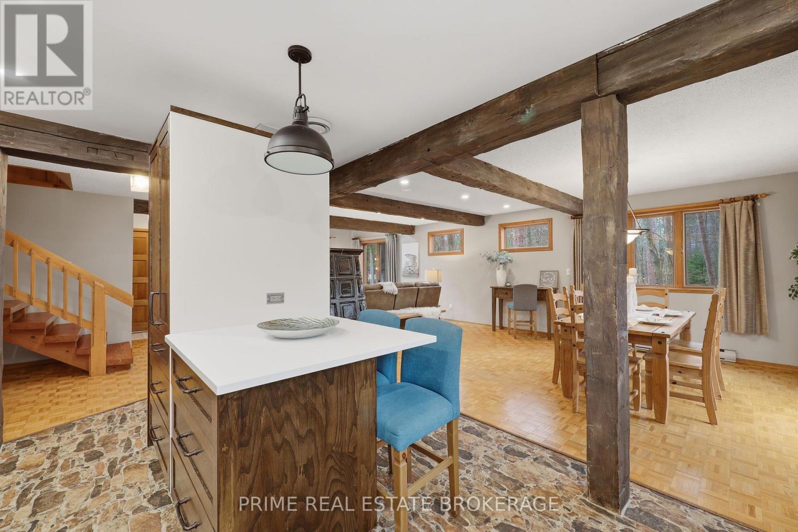 10324 Dogwood Crescent, Lambton Shores, Ontario  N0M 1T0 - Photo 11 - X12873868