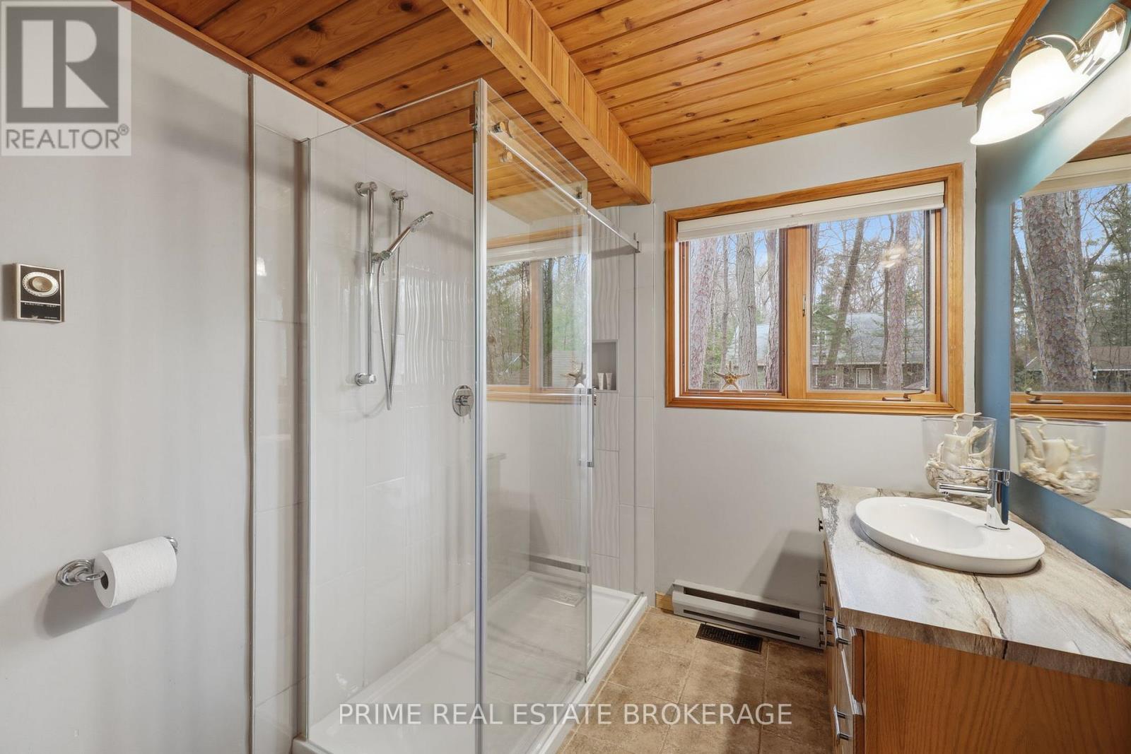 10324 Dogwood Crescent, Lambton Shores, Ontario  N0M 1T0 - Photo 15 - X12873868