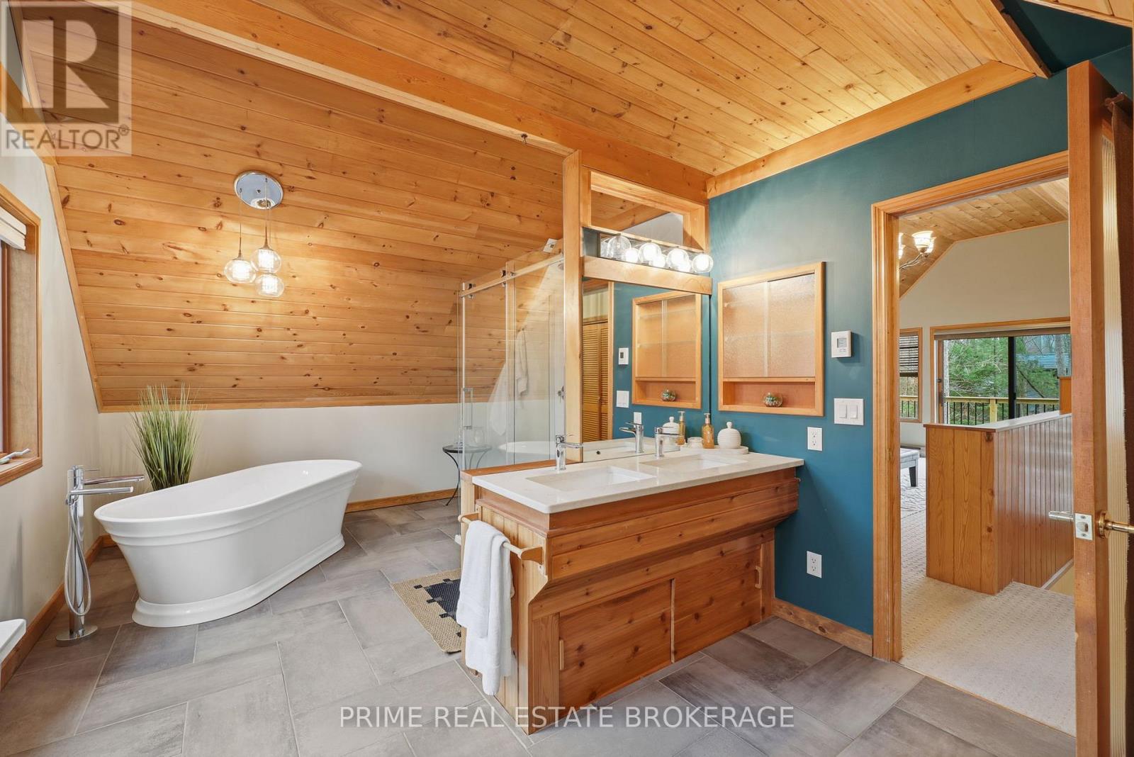 10324 Dogwood Crescent, Lambton Shores, Ontario  N0M 1T0 - Photo 29 - X12873868