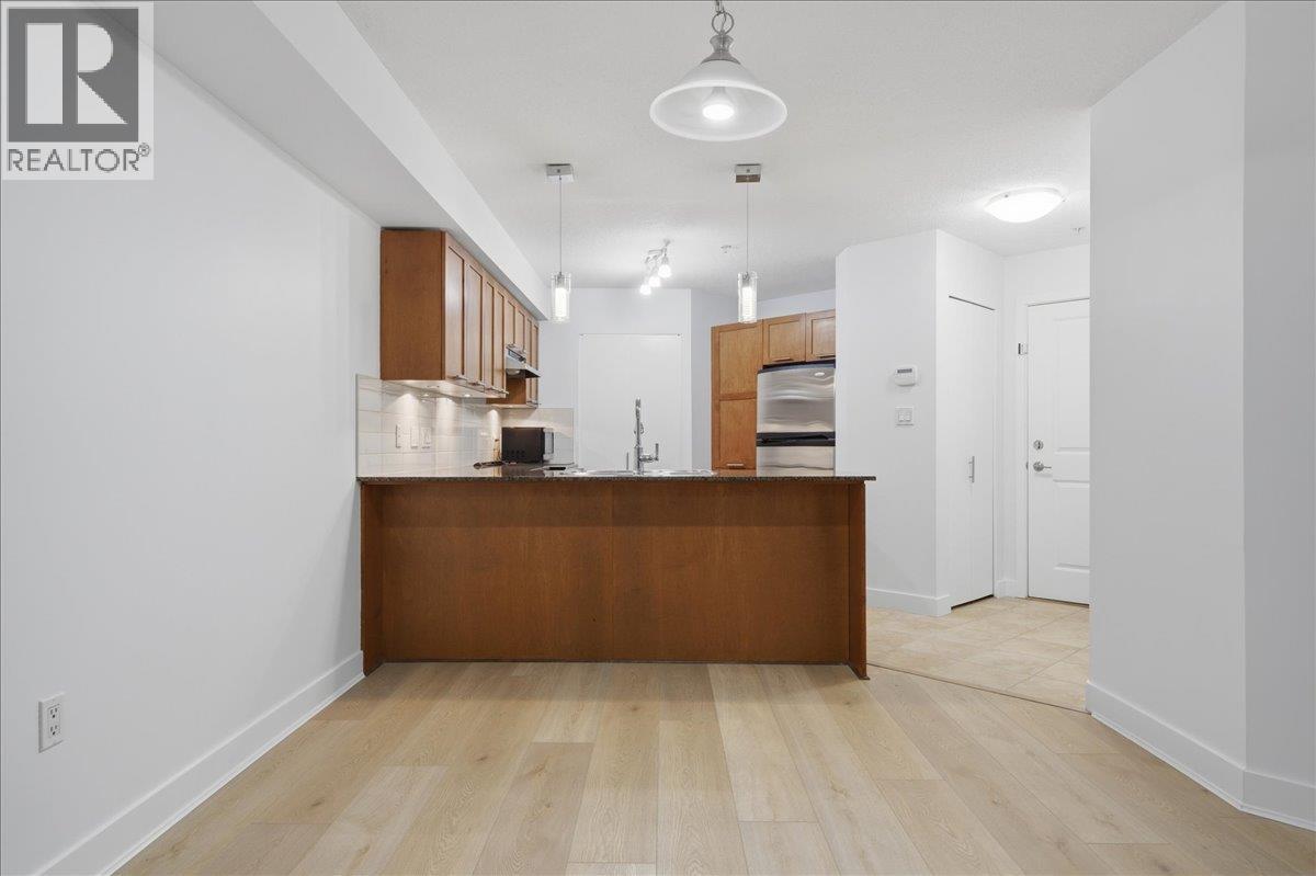 103 19673 Meadow Gardens Way, Pitt Meadows, British Columbia  V3Y 0A1 - Photo 7 - R3099064