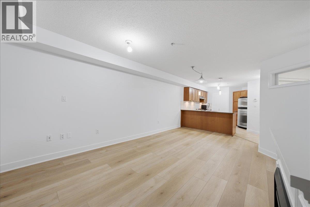 103 19673 Meadow Gardens Way, Pitt Meadows, British Columbia  V3Y 0A1 - Photo 8 - R3099064