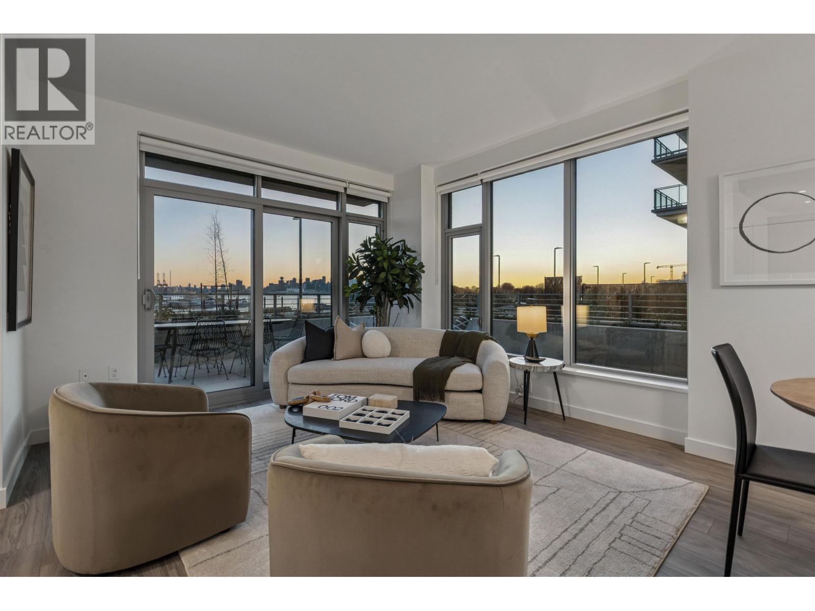 Th 112 755 Harbourside Drive, North Vancouver, British Columbia  V7P 0G1 - Photo 4 - R3099066