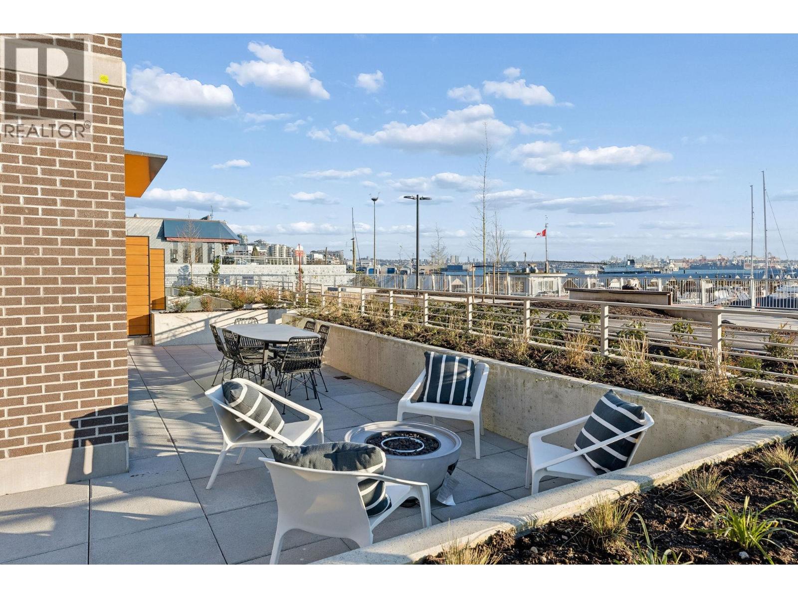 Th 112 755 Harbourside Drive, North Vancouver, British Columbia  V7P 0G1 - Photo 9 - R3099066