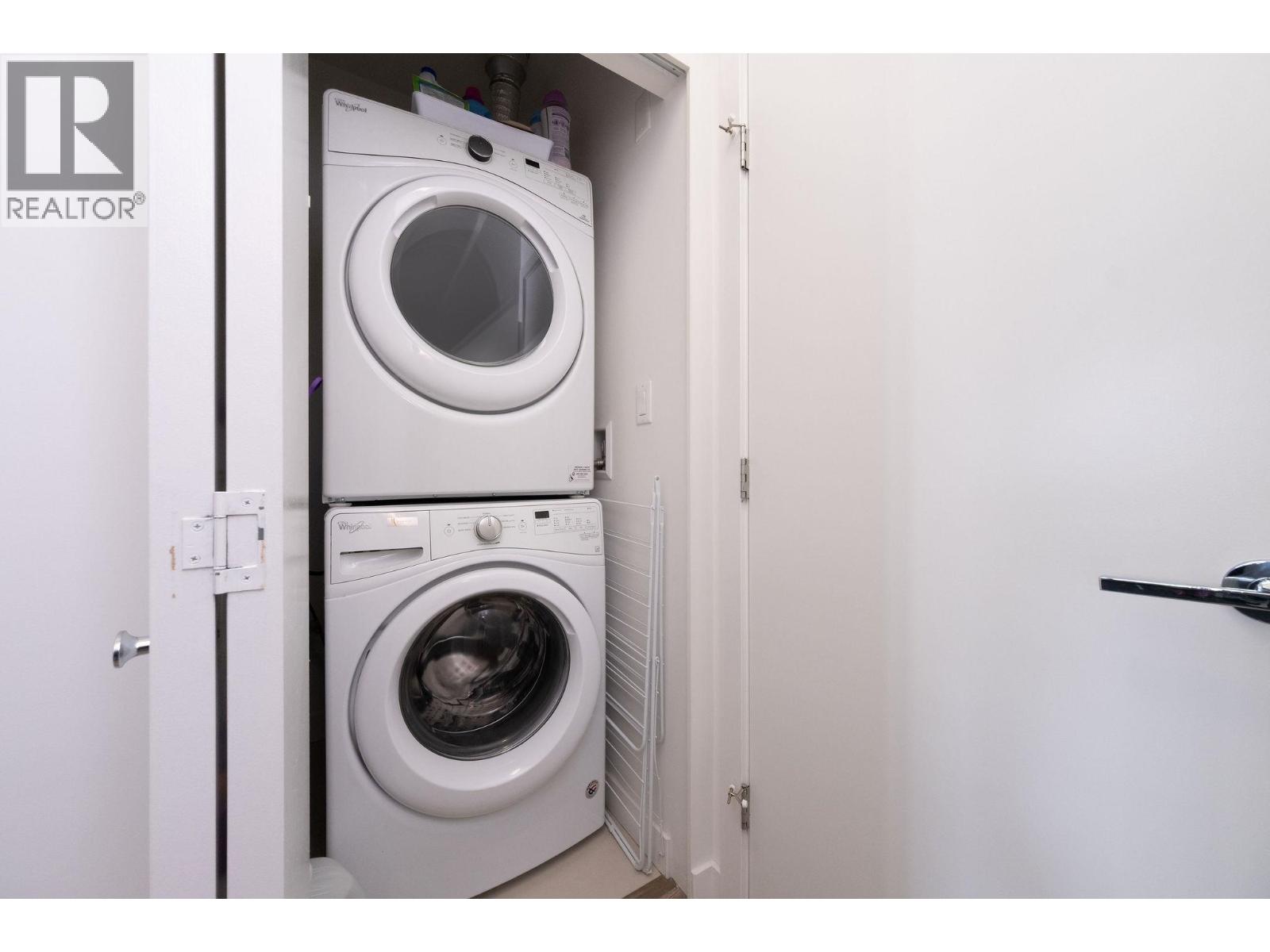 404 1061 Marine Drive, North Vancouver, British Columbia  V7P 1S6 - Photo 21 - R3099071