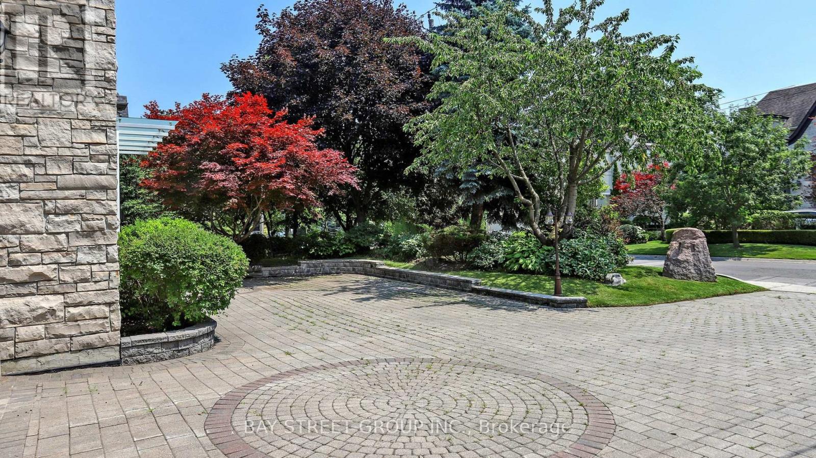 78 York Road, Toronto, Ontario  M2L 1H8 - Photo 4 - C12873870