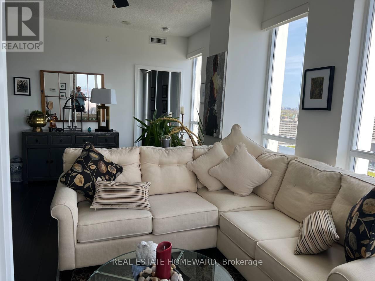 2102 - 170 Sumach Street, Toronto, Ontario  M5A 3K2 - Photo 11 - C12873876