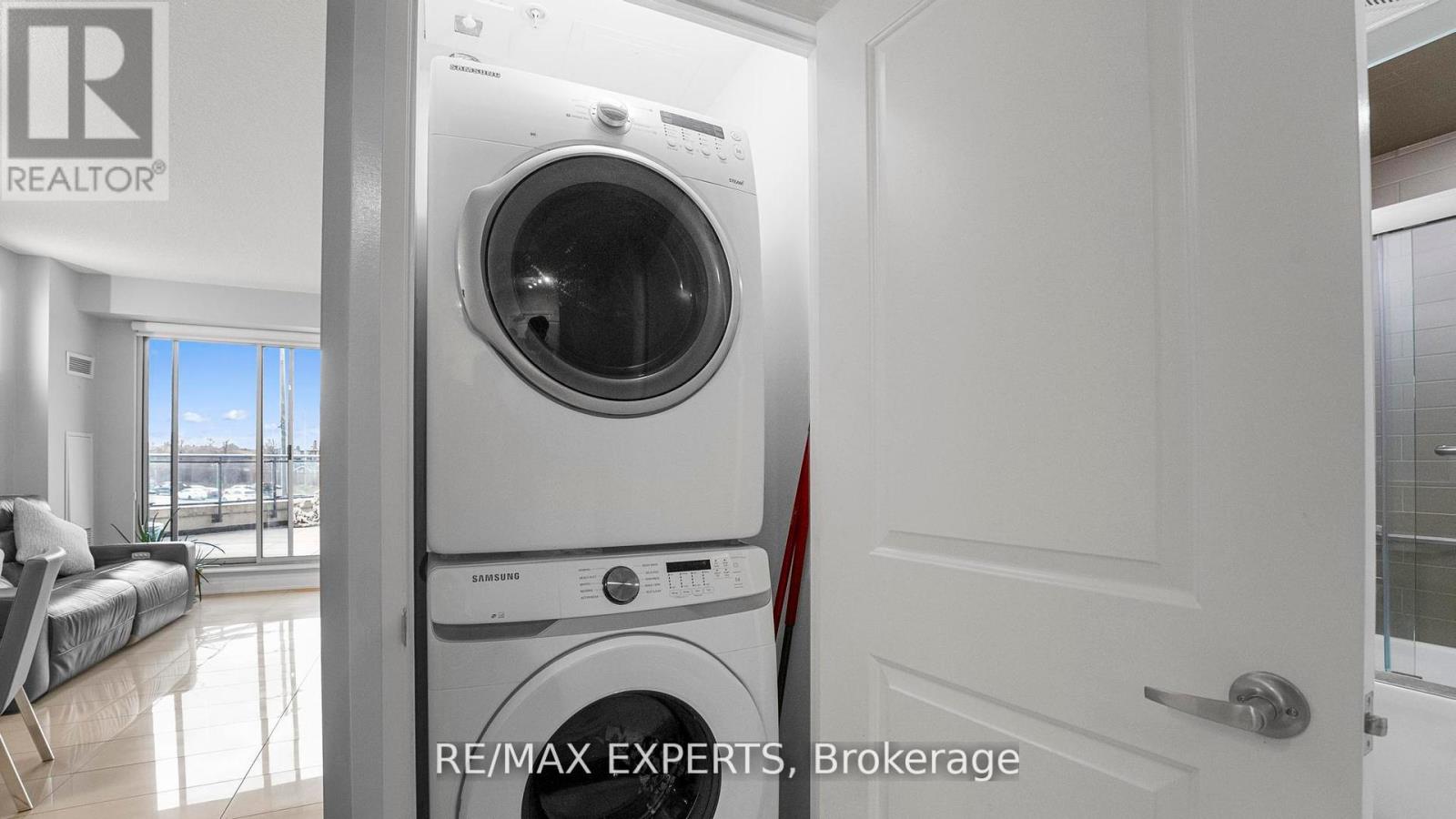 201 - 12 Woodstream Boulevard, Vaughan, Ontario  L4L 8C4 - Photo 18 - N12873860