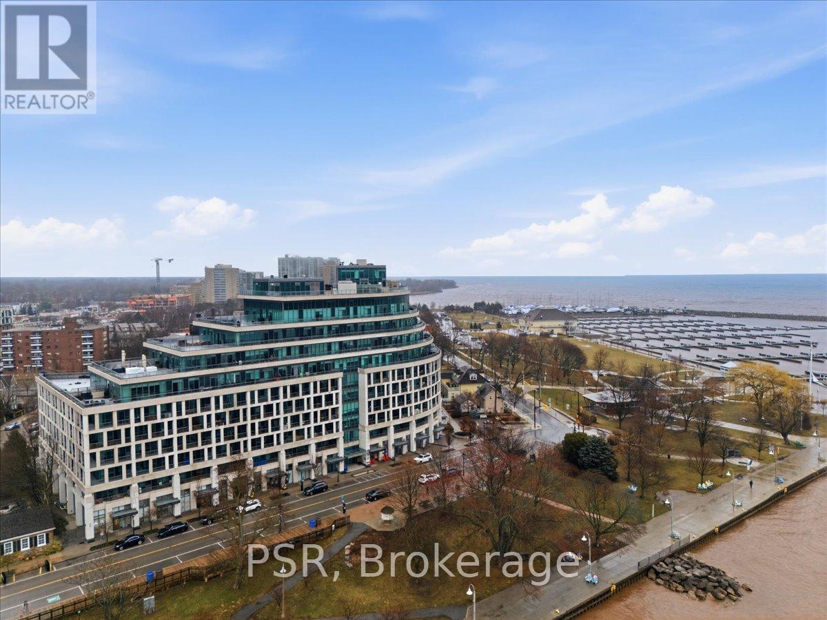 422 - 11 BRONTE ROAD, Oakville, Ontario