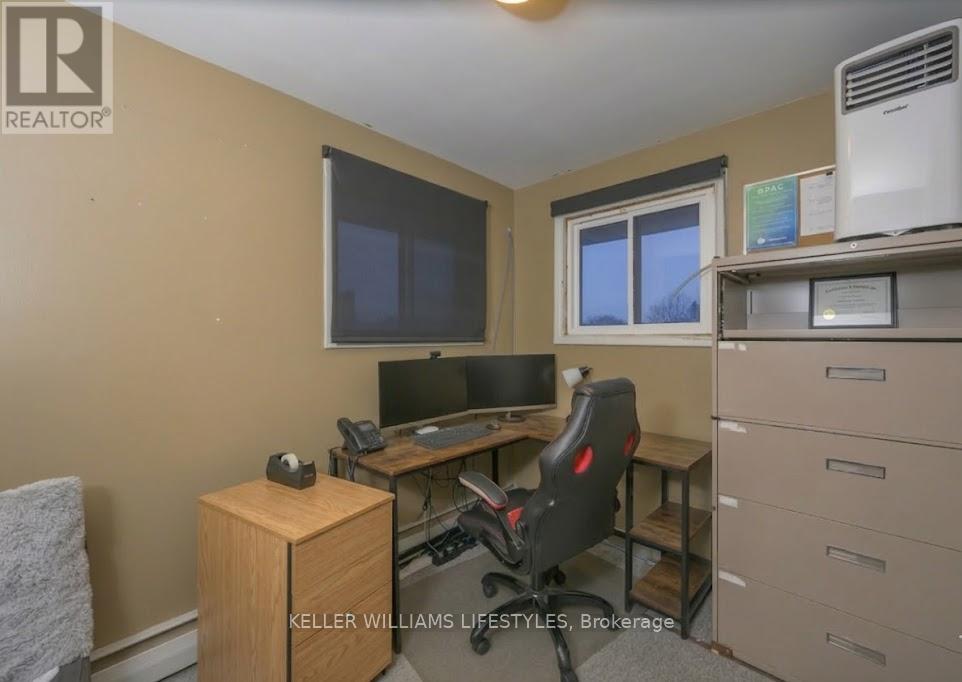 1235 Dundas Street, London East (East M), Ontario  N5W 3B1 - Photo 36 - X12860966