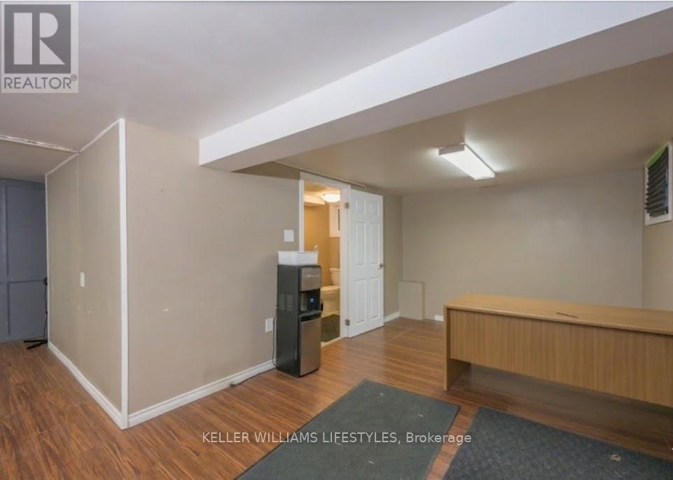 1235 Dundas Street, London East (East M), Ontario  N5W 3B1 - Photo 13 - X12860966