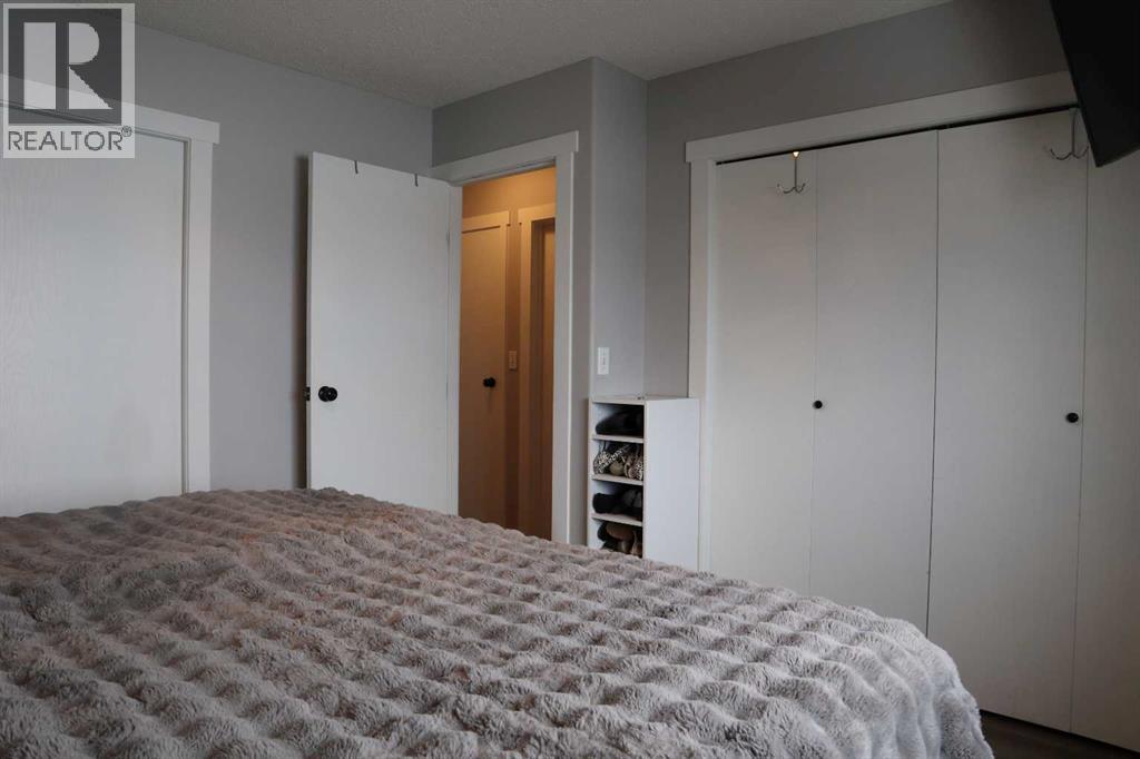 6015 60a Ave Cres, Innisfail, Alberta  T4G 1V9 - Photo 10 - A2289880