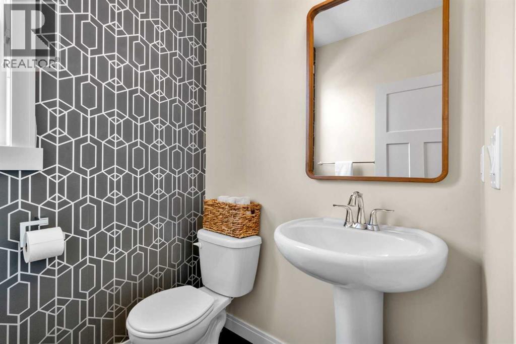 346 Cooperstown Common Sw, Airdrie, Alberta  T4B 3T7 - Photo 17 - A2287775