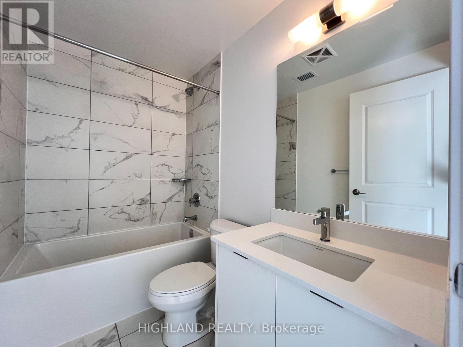 404 - 204 Burnhamthorpe Road E, Mississauga (Mississauga Valleys), Ontario  L5A 4L4 - Photo 27 - W12843048