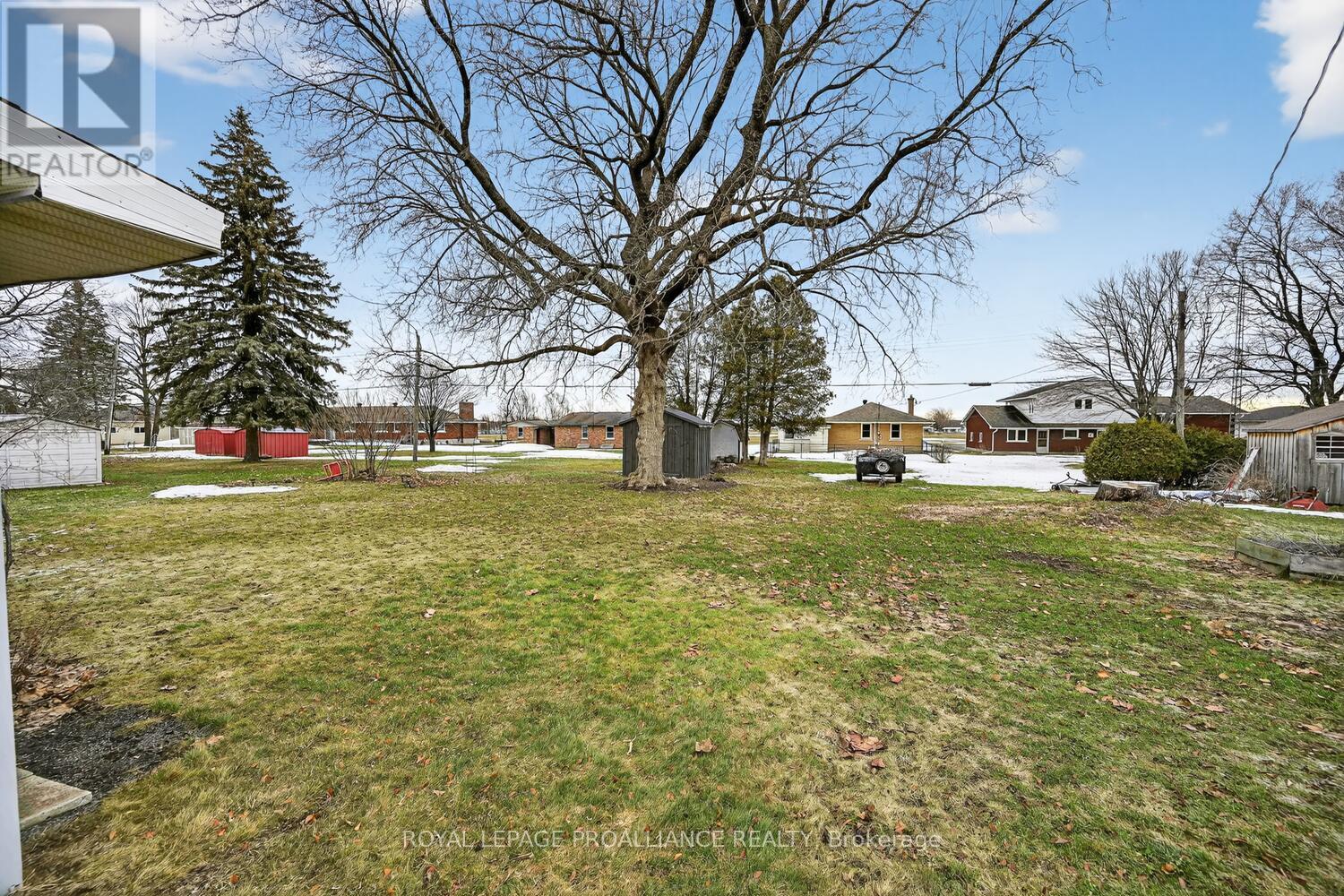17 Church Avenue, South Dundas, Ontario  K0E 1K0 - Photo 27 - X12873940