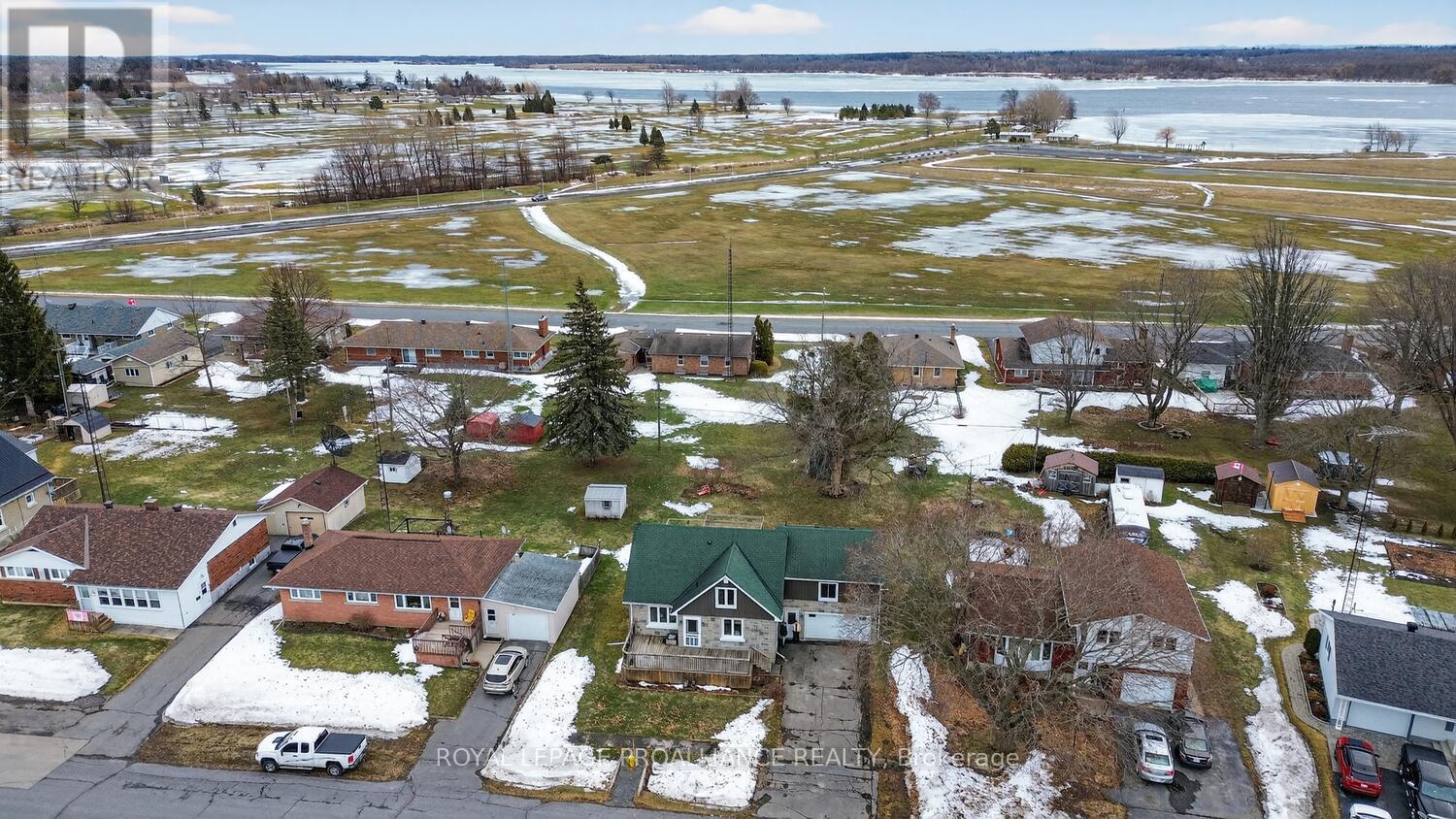 17 Church Avenue, South Dundas, Ontario  K0E 1K0 - Photo 30 - X12873940