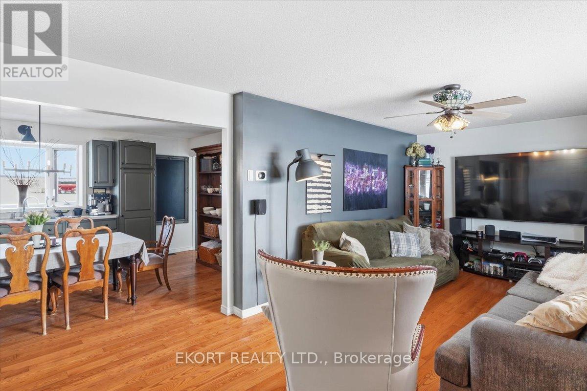 428 Hunt Road, Tweed, Ontario  K0K 3J0 - Photo 8 - X12873896