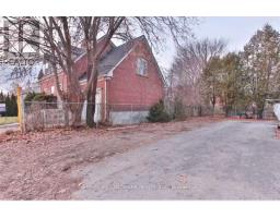 360B LAWRENCE AVENUE W, Toronto, Ontario