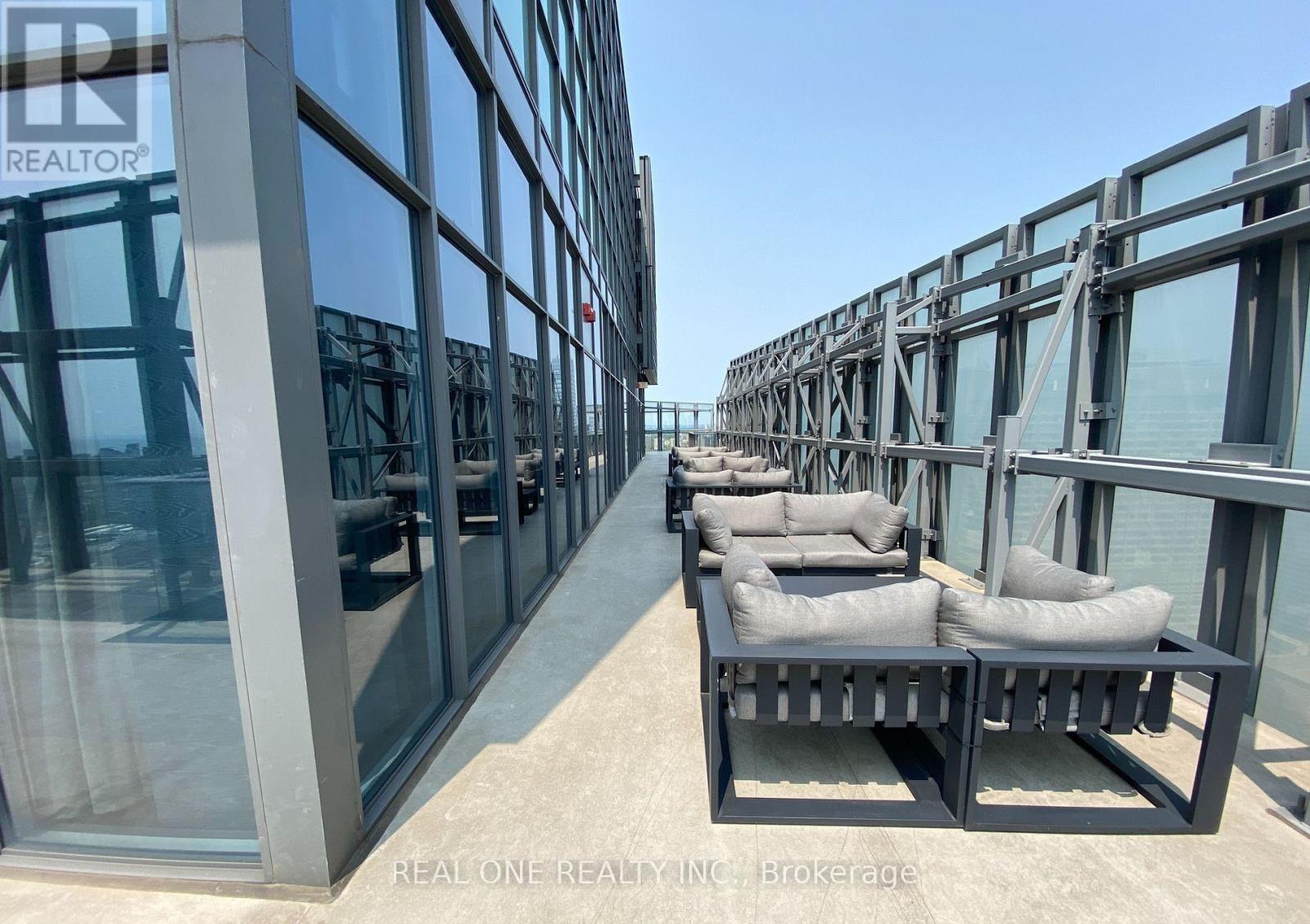 2304 - 65 St Mary Street, Toronto, Ontario  M5S 0A6 - Photo 16 - C12873958